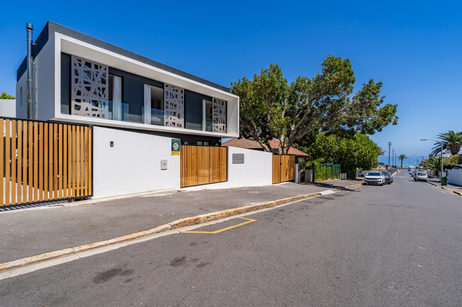 3 Bedroom Property for Sale in Camps Bay Western Cape